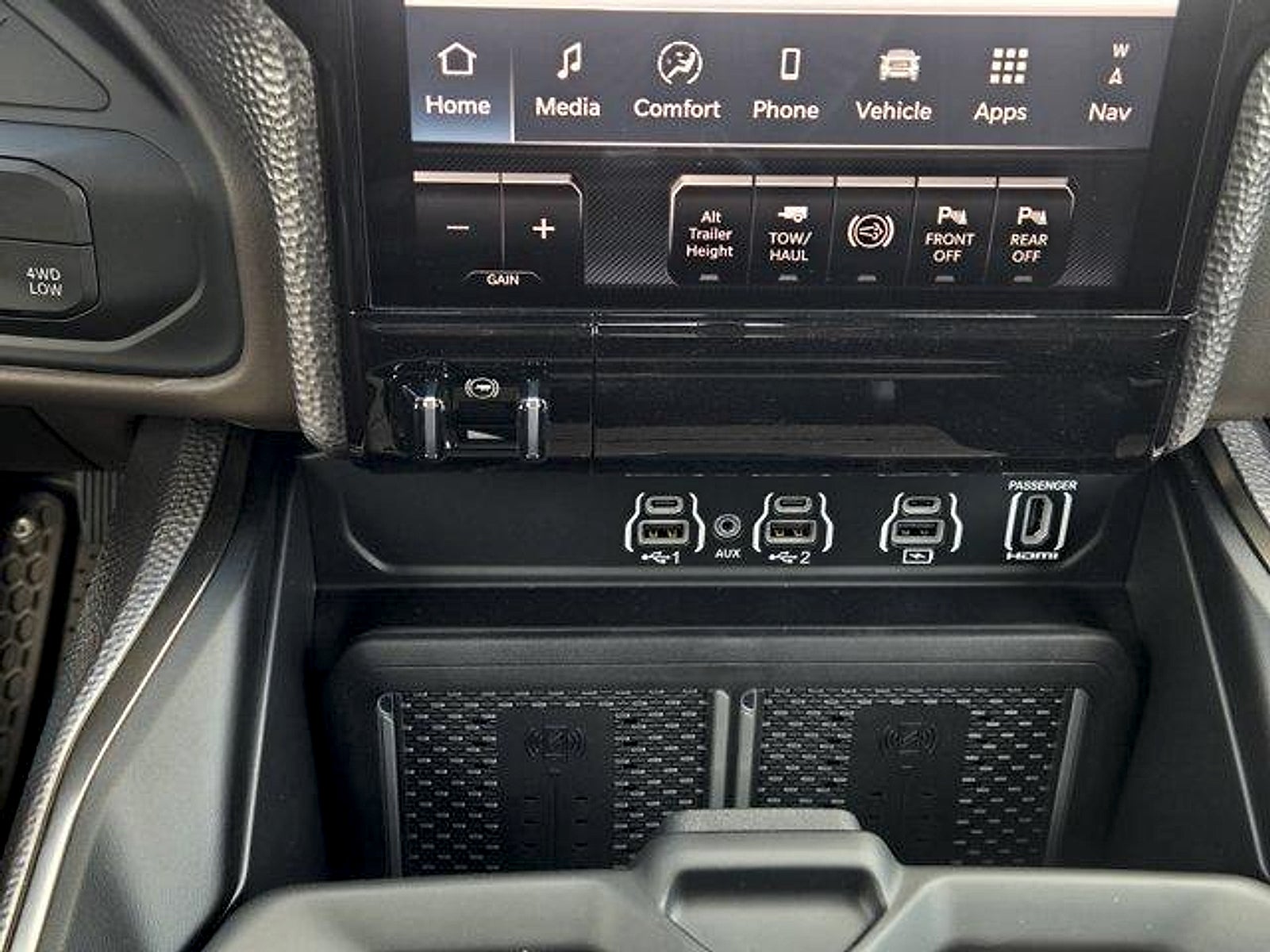 2026 RAM 3500 RAM 3500 LIMITED LONGHORN CREW CAB 4X4 8' BOX