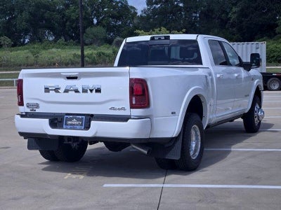 2026 RAM 3500 RAM 3500 LIMITED LONGHORN CREW CAB 4X4 8' BOX