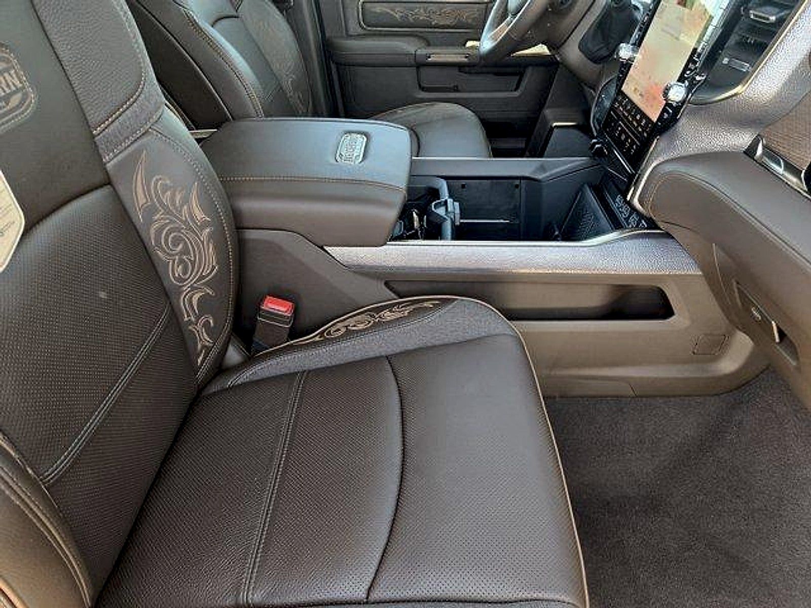 2026 RAM 3500 RAM 3500 LIMITED LONGHORN CREW CAB 4X4 8' BOX