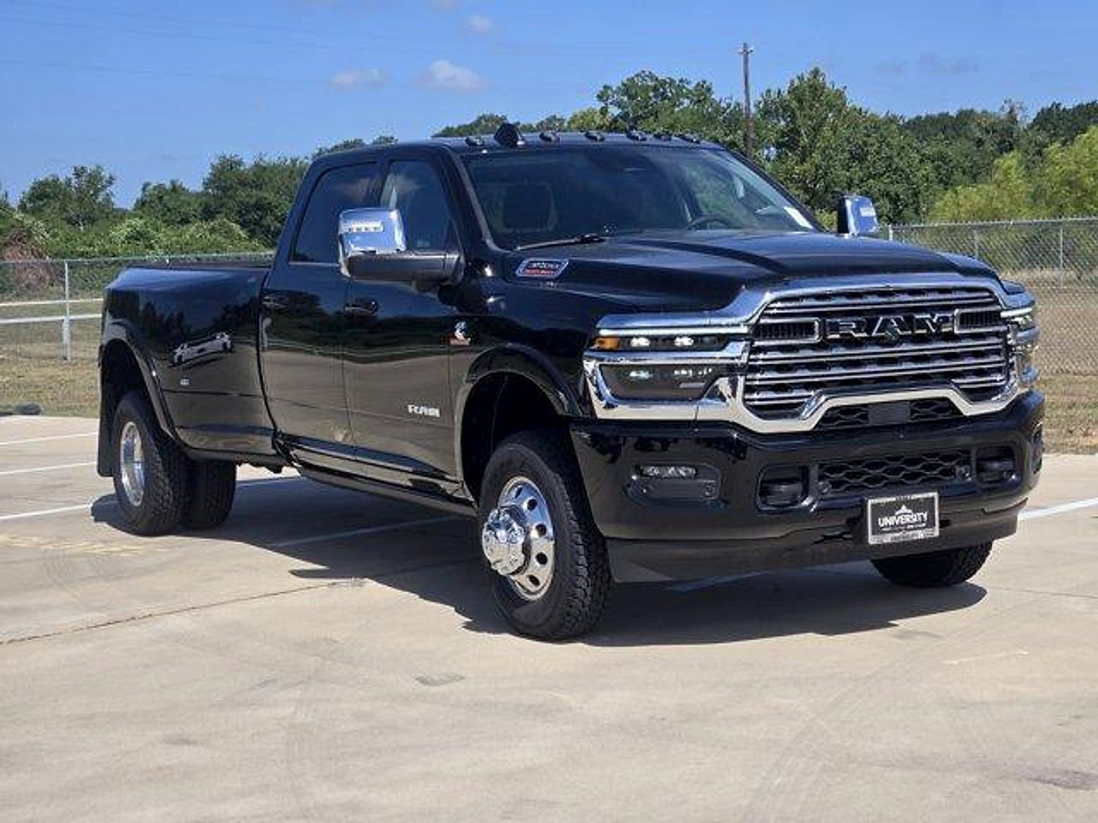 2026 RAM 3500 RAM 3500 LIMITED LONGHORN CREW CAB 4X4 8' BOX