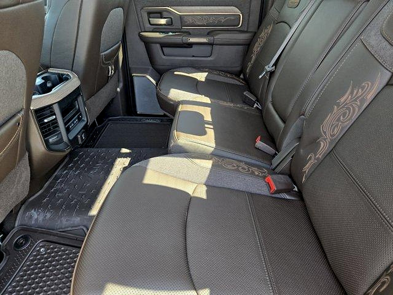 2026 RAM 3500 RAM 3500 LIMITED LONGHORN CREW CAB 4X4 8' BOX