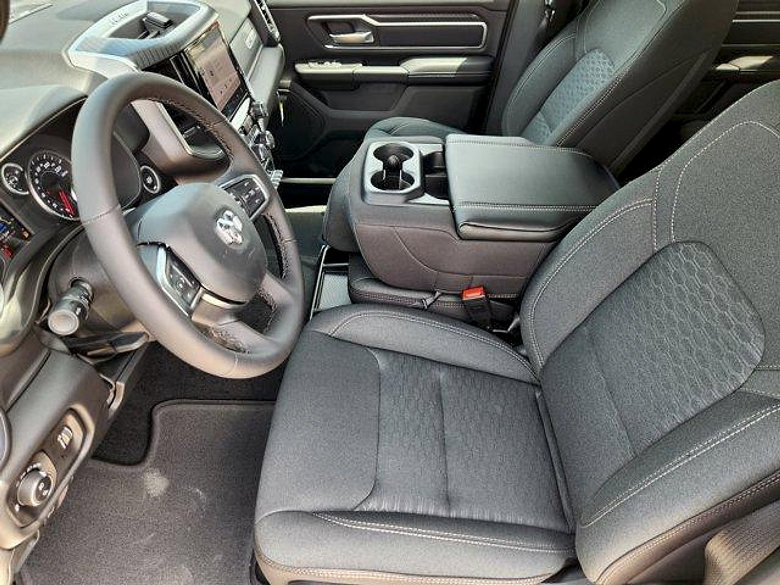 2026 RAM Ram 1500 RAM 1500 LONE STAR CREW CAB 4X2 5'7' BOX