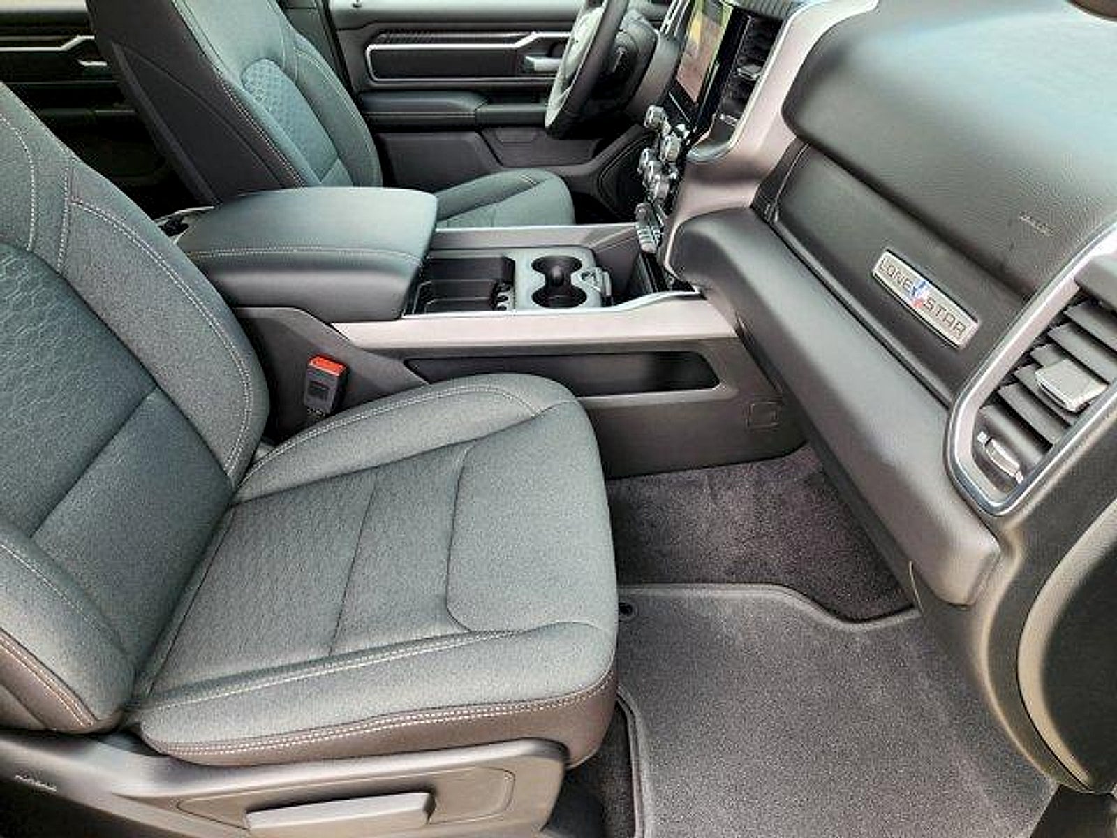 2026 RAM Ram 1500 RAM 1500 LONE STAR CREW CAB 4X2 5'7' BOX