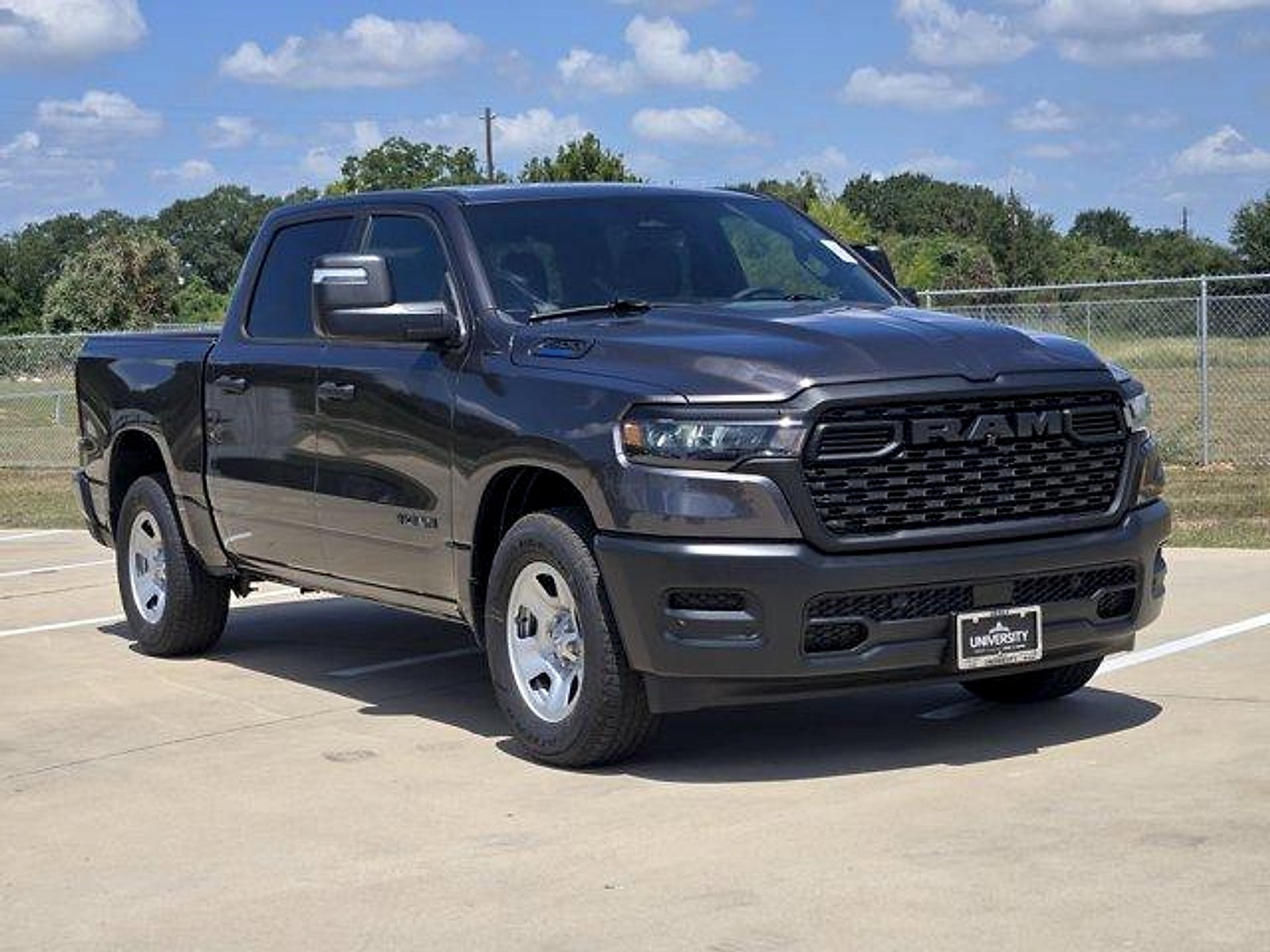 2026 RAM 1500 RAM 1500 TRADESMAN CREW CAB 4X2 5'7' BOX