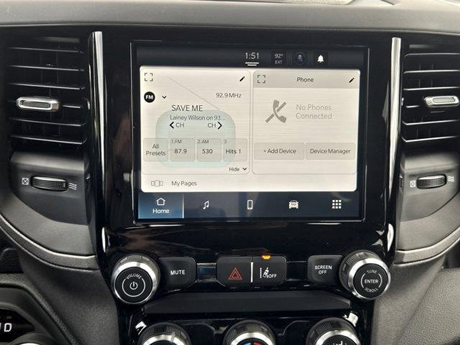 2026 RAM Ram 1500 RAM 1500 EXPRESS CREW CAB 4X2 5'7' BOX