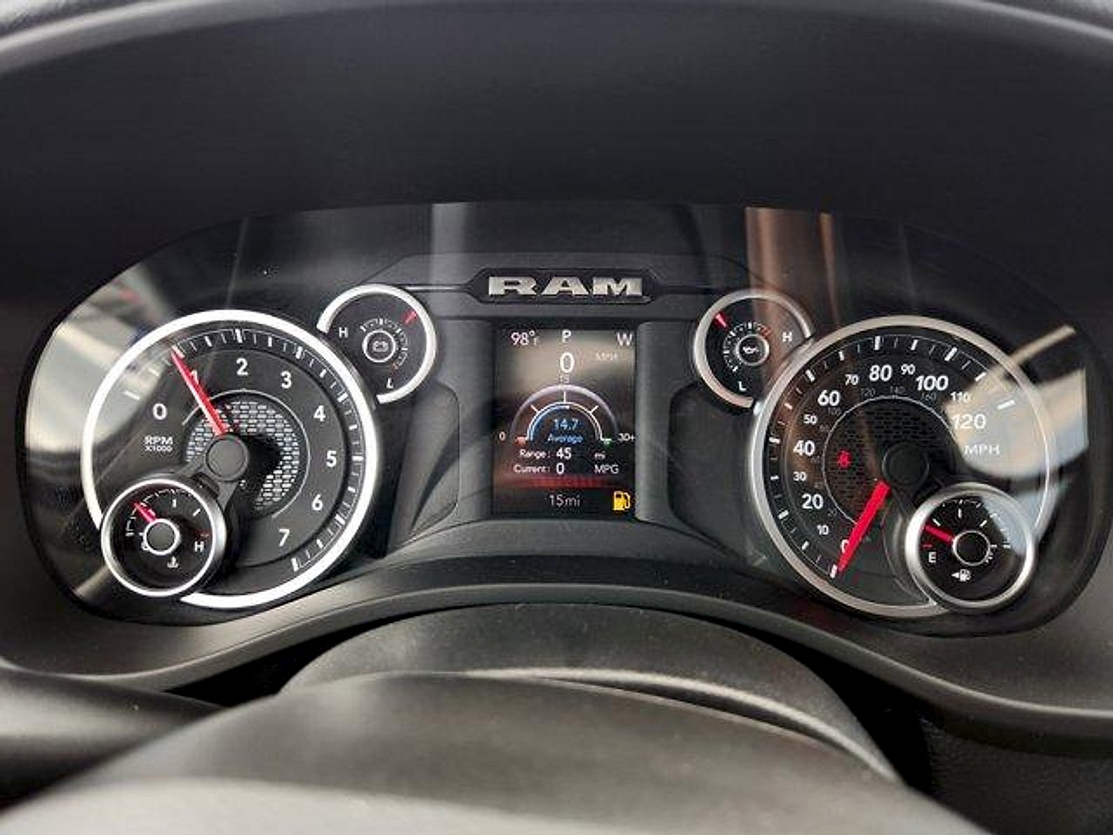 2026 RAM Ram 1500 RAM 1500 EXPRESS CREW CAB 4X2 5'7' BOX