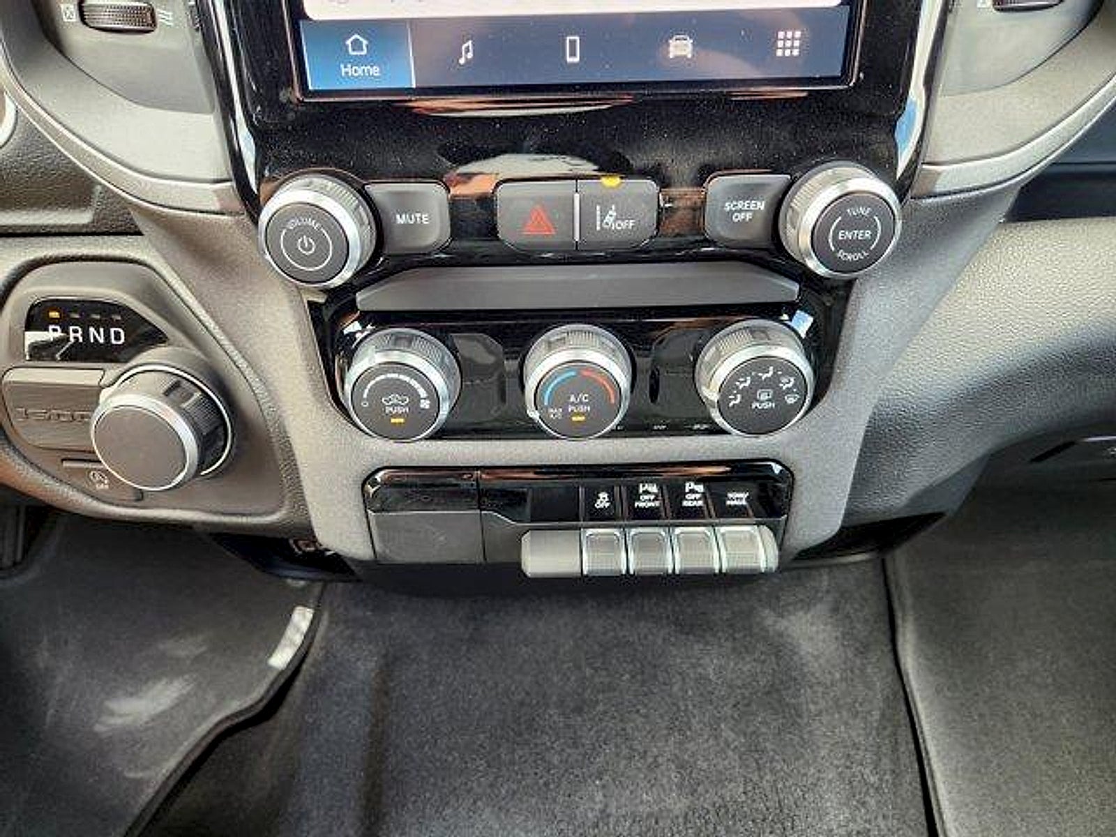 2026 RAM Ram 1500 RAM 1500 EXPRESS CREW CAB 4X2 5'7' BOX