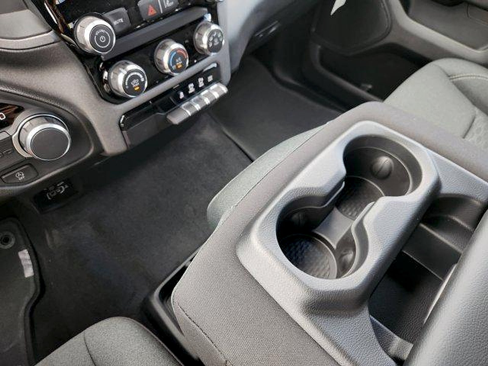 2026 RAM Ram 1500 RAM 1500 EXPRESS CREW CAB 4X2 5'7' BOX