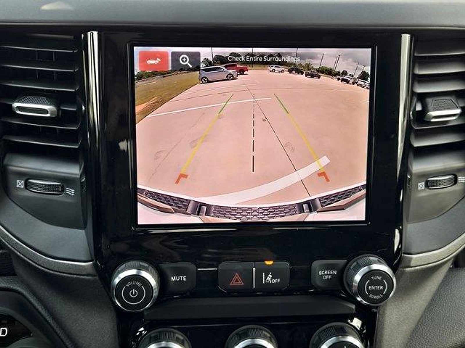 2026 RAM Ram 1500 RAM 1500 EXPRESS CREW CAB 4X2 5'7' BOX