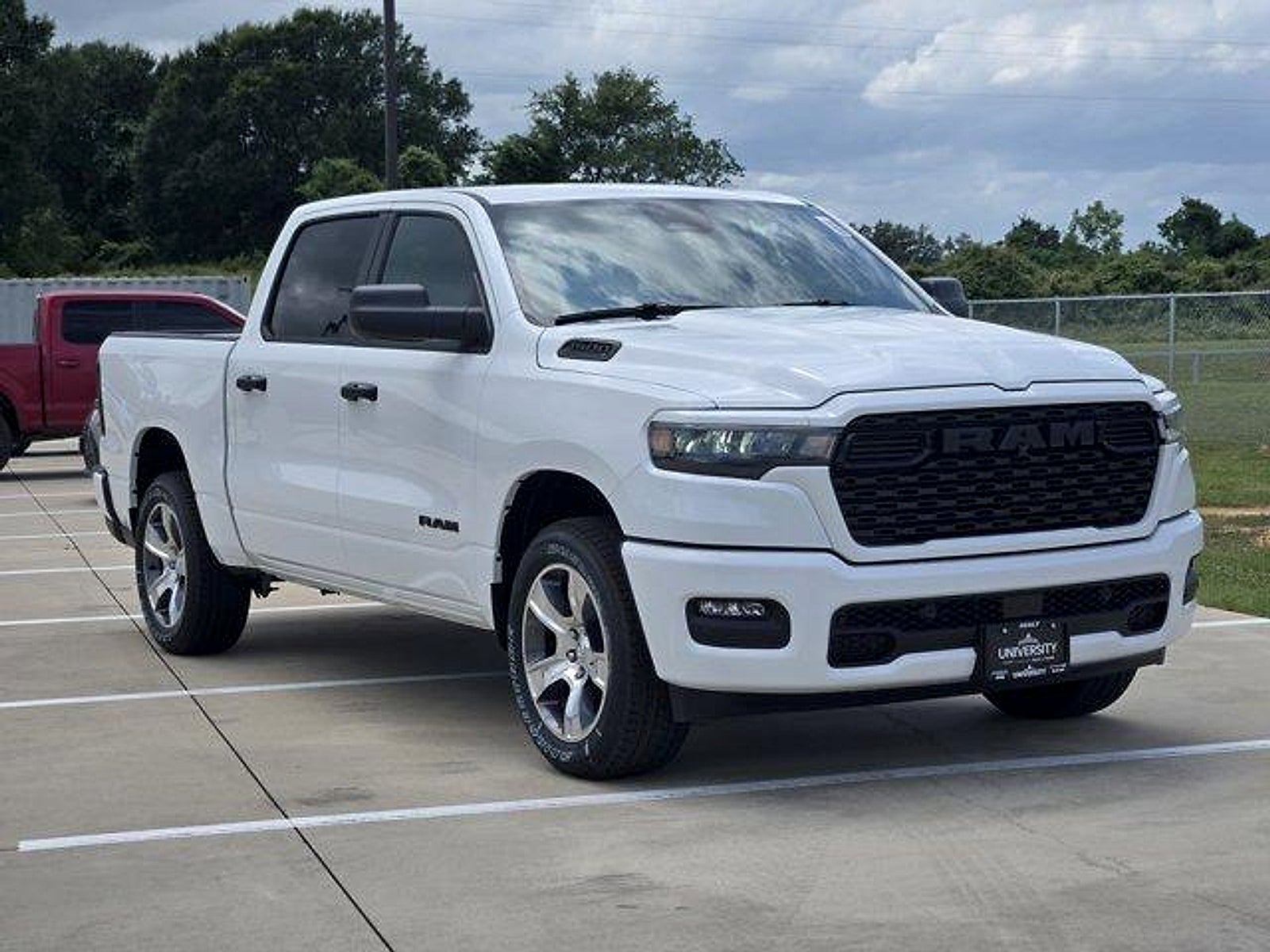 2026 RAM Ram 1500 RAM 1500 EXPRESS CREW CAB 4X2 5'7' BOX