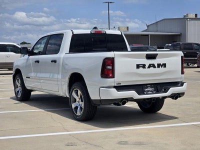 2026 RAM Ram 1500 RAM 1500 EXPRESS CREW CAB 4X2 5'7' BOX