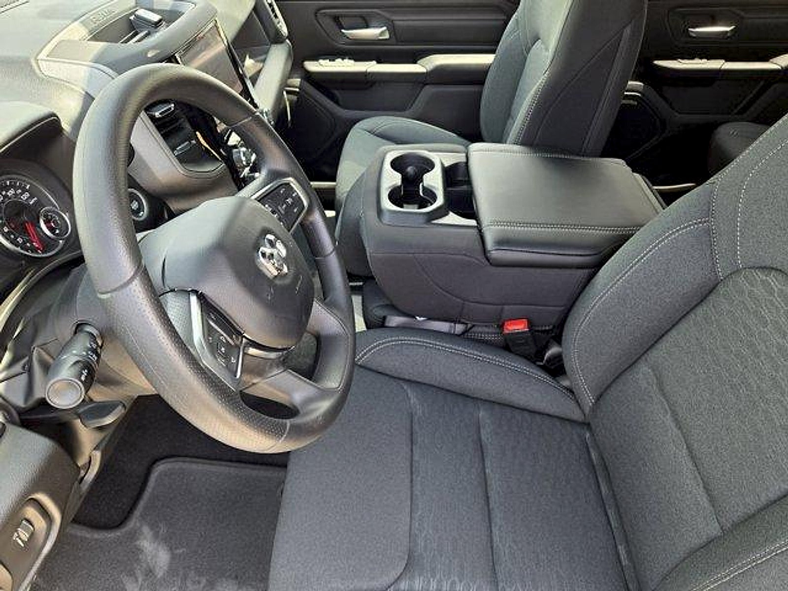 2026 RAM Ram 1500 RAM 1500 EXPRESS CREW CAB 4X2 5'7' BOX