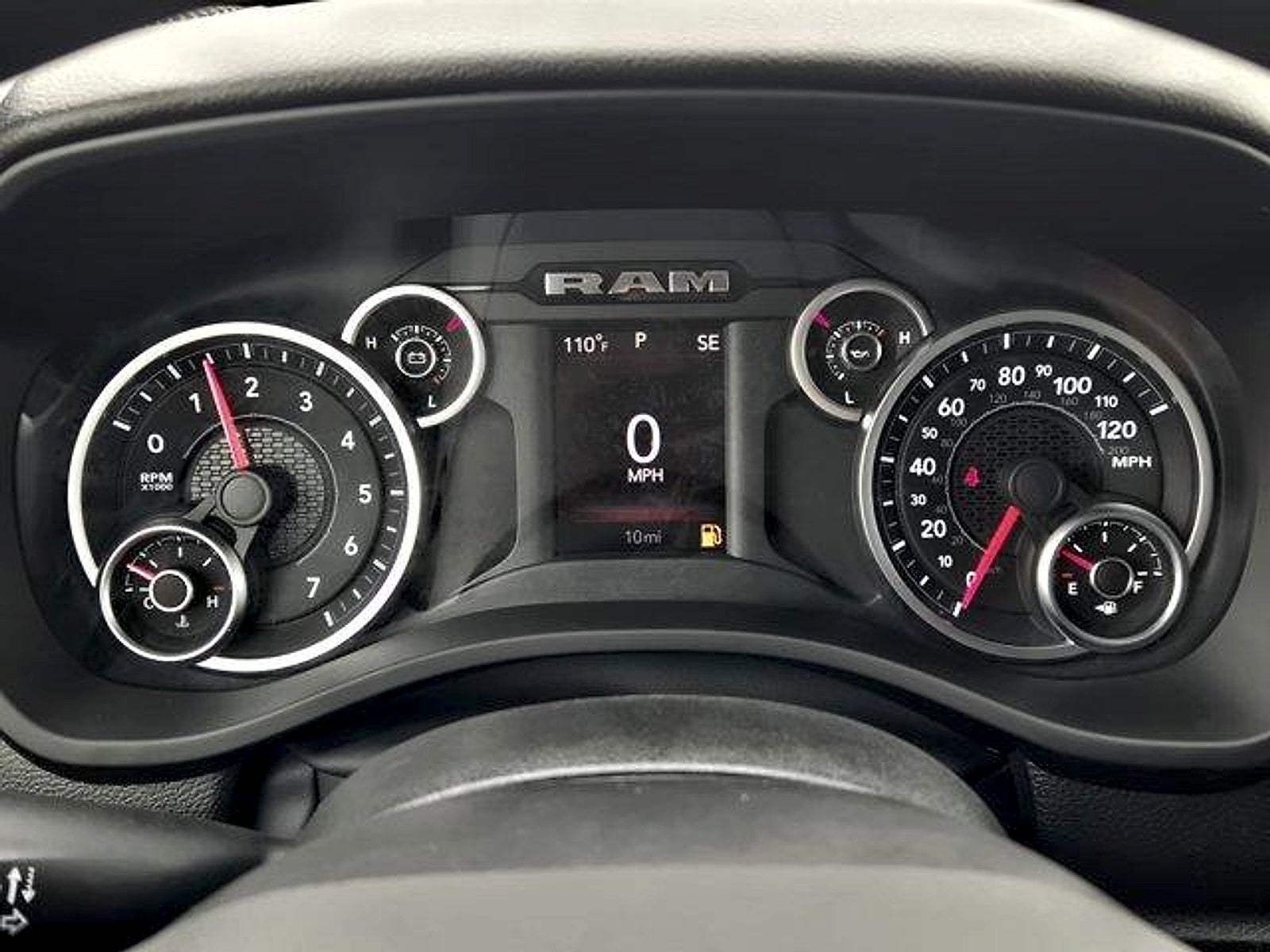 2026 RAM Ram 1500 RAM 1500 EXPRESS CREW CAB 4X2 5'7' BOX