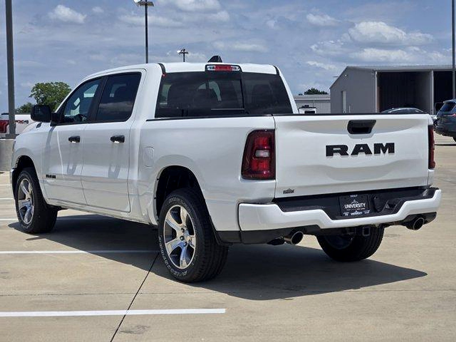 2026 RAM Ram 1500 RAM 1500 EXPRESS CREW CAB 4X2 5'7' BOX