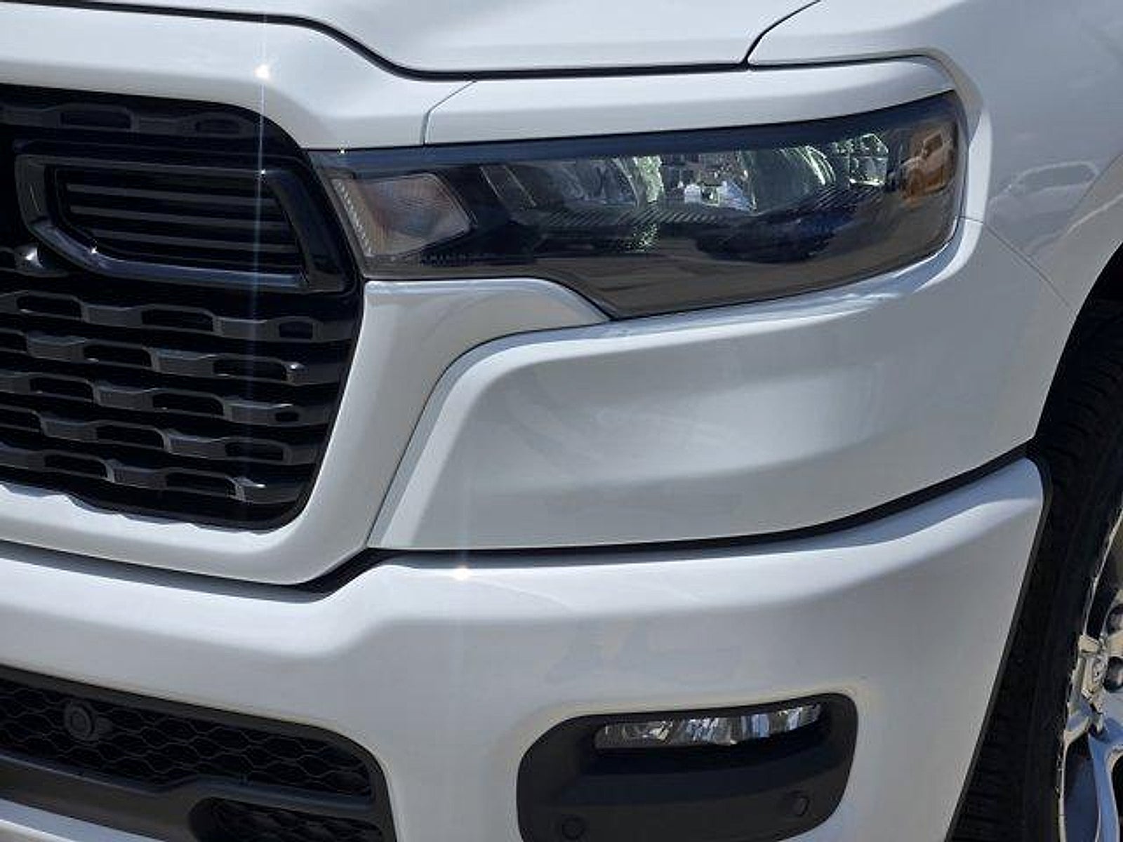 2026 RAM Ram 1500 RAM 1500 EXPRESS CREW CAB 4X2 5'7' BOX