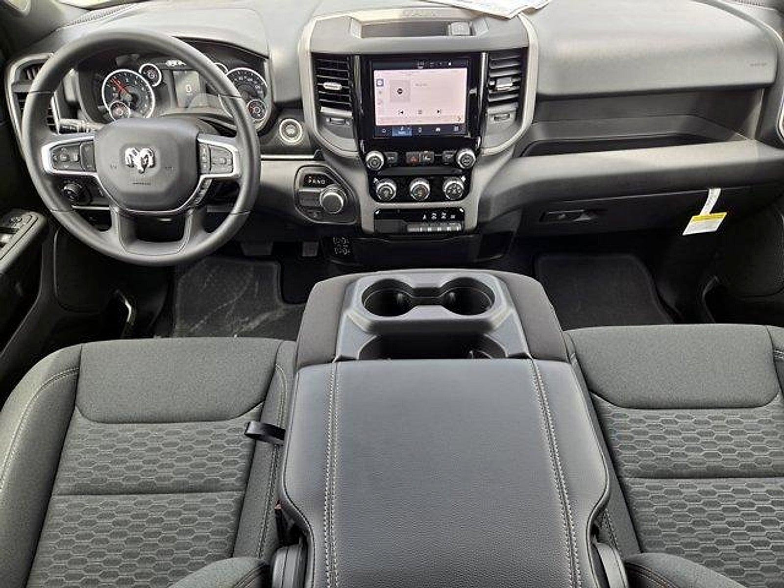 2026 RAM Ram 1500 RAM 1500 EXPRESS CREW CAB 4X2 5'7' BOX