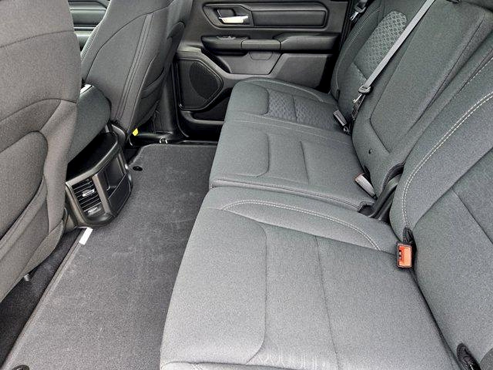 2026 RAM Ram 1500 RAM 1500 EXPRESS CREW CAB 4X2 5'7' BOX