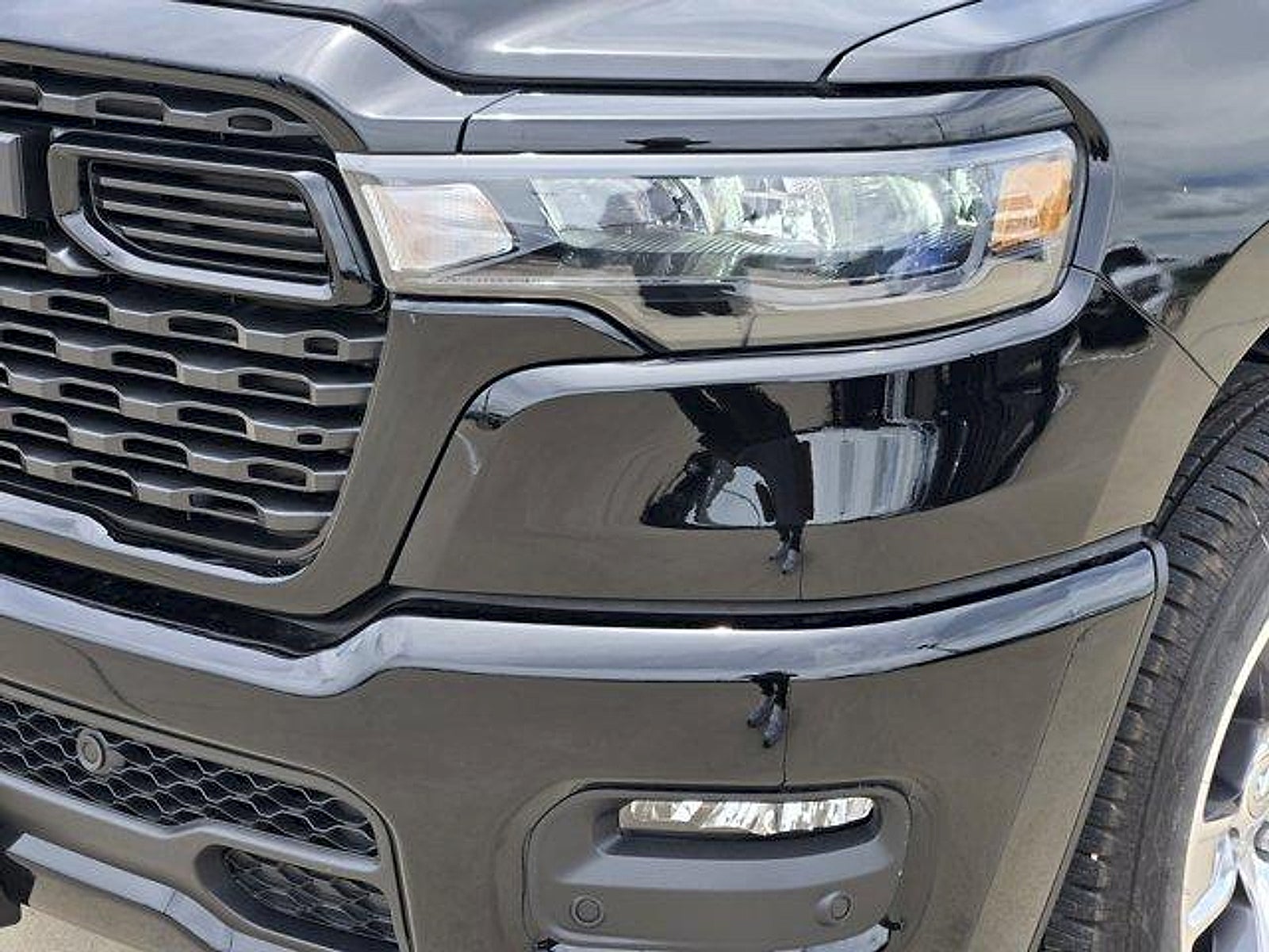 2026 RAM Ram 1500 RAM 1500 EXPRESS CREW CAB 4X2 5'7' BOX