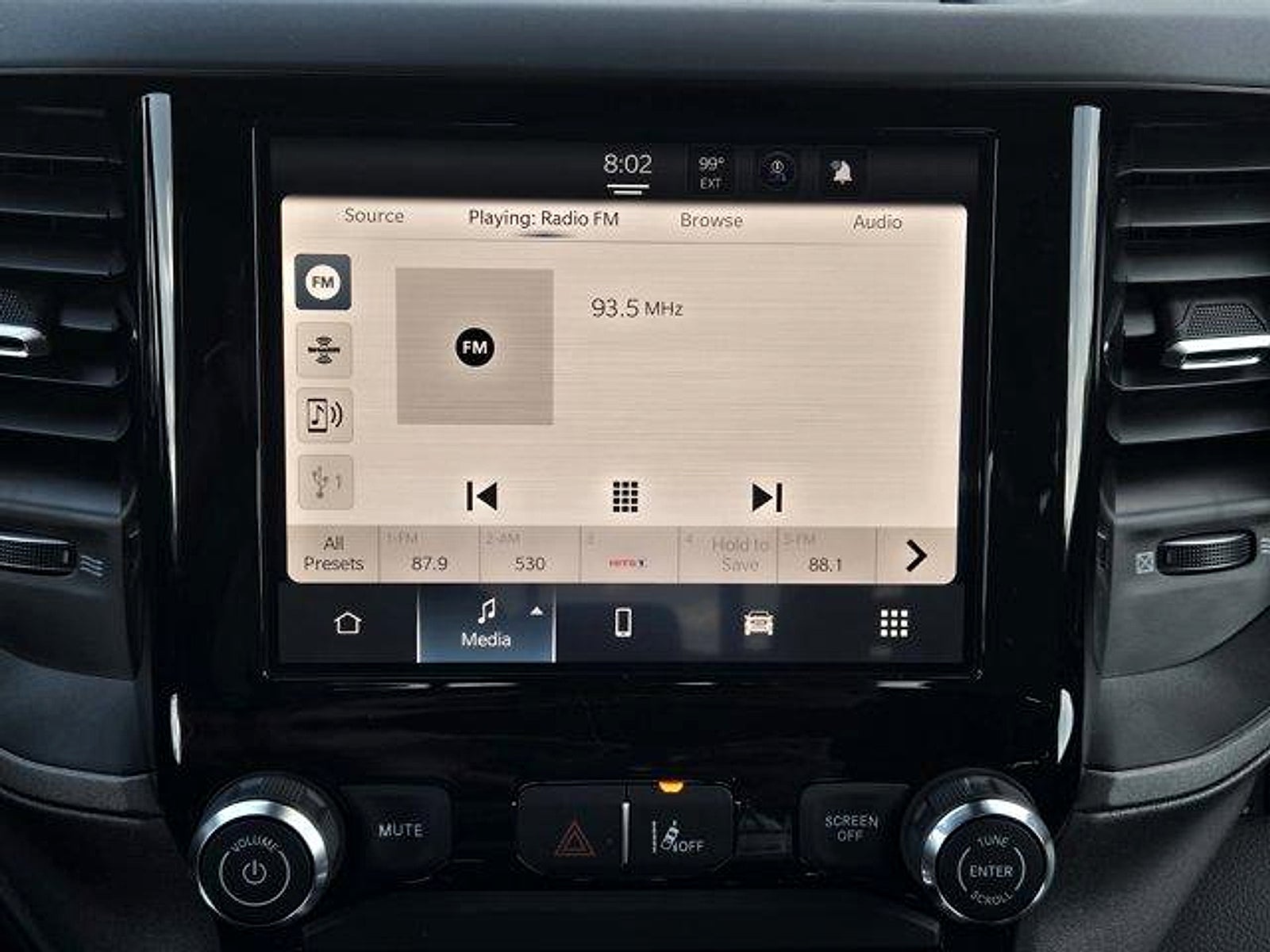 2026 RAM 1500 RAM 1500 EXPRESS CREW CAB 4X2 5'7' BOX
