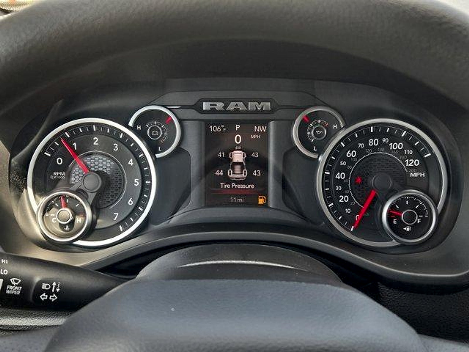 2026 RAM 1500 RAM 1500 EXPRESS CREW CAB 4X2 5'7' BOX