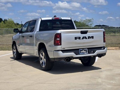 2026 RAM 1500 RAM 1500 EXPRESS CREW CAB 4X2 5'7' BOX
