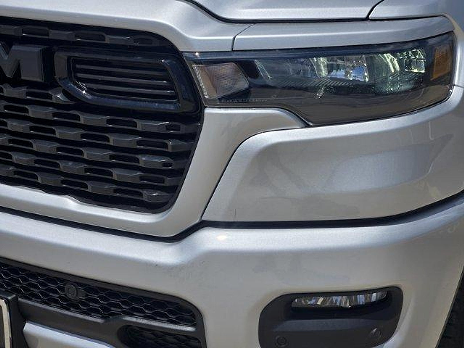 2026 RAM 1500 RAM 1500 EXPRESS CREW CAB 4X2 5'7' BOX