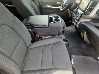 2026 RAM 1500 RAM 1500 EXPRESS CREW CAB 4X2 5'7' BOX