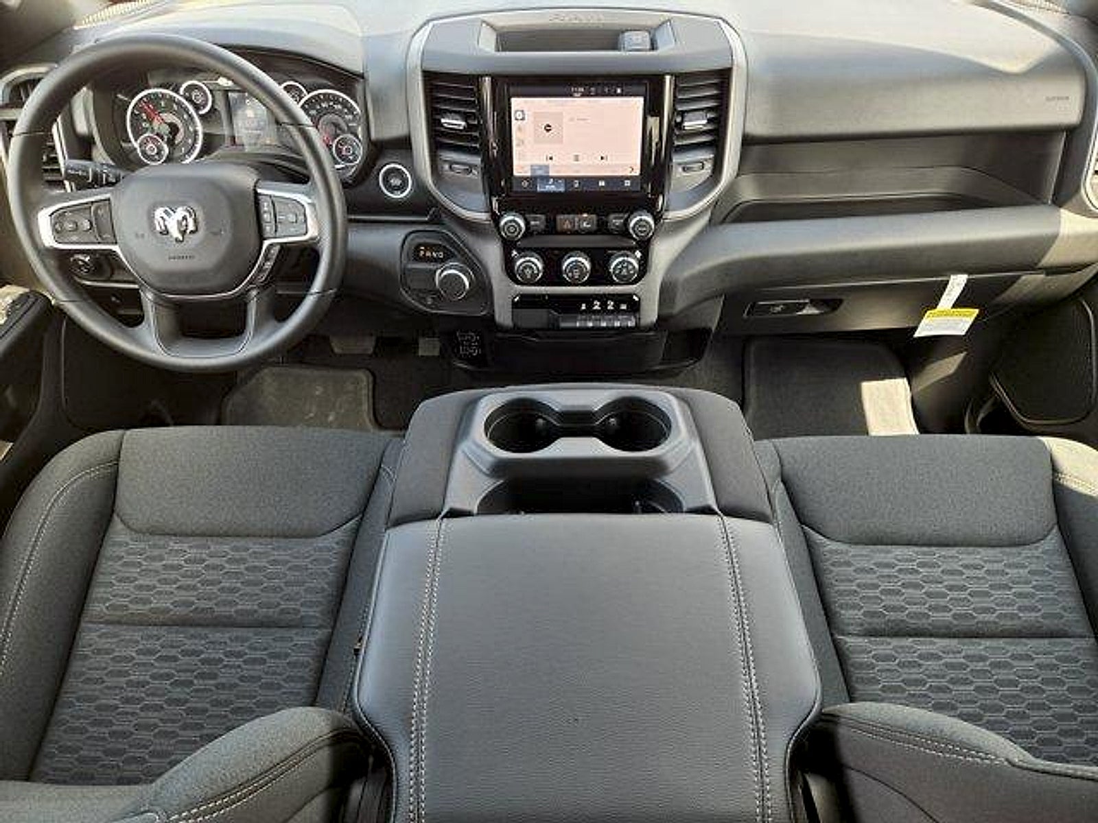 2026 RAM 1500 RAM 1500 EXPRESS CREW CAB 4X2 5'7' BOX