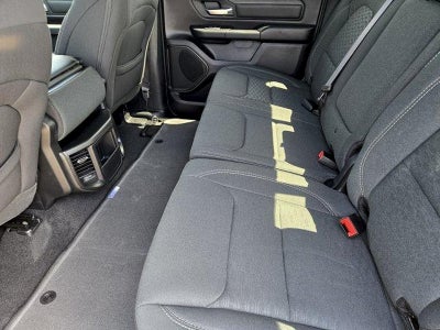 2026 RAM 1500 RAM 1500 EXPRESS CREW CAB 4X2 5'7' BOX