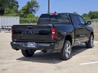 2026 RAM 1500 RAM 1500 EXPRESS CREW CAB 4X2 5'7' BOX