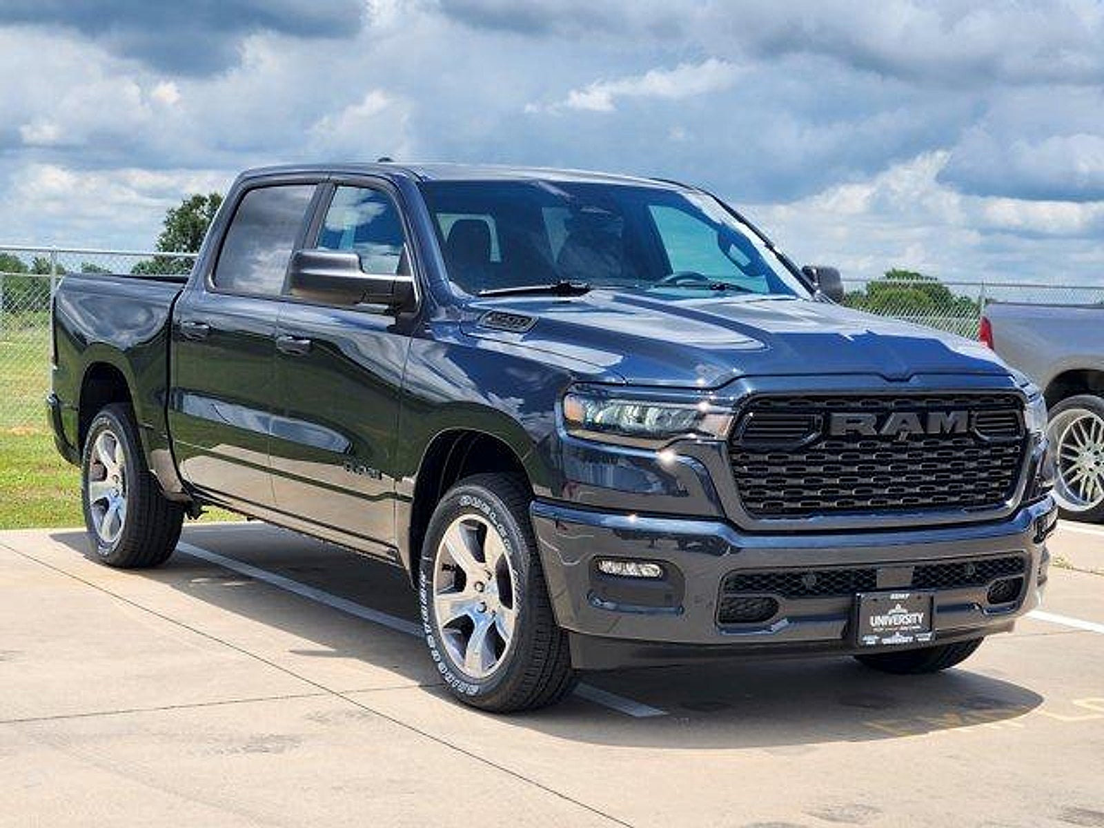 2026 RAM Ram 1500 RAM 1500 EXPRESS CREW CAB 4X2 5'7' BOX