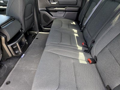 2026 RAM 1500 RAM 1500 EXPRESS CREW CAB 4X2 5'7' BOX