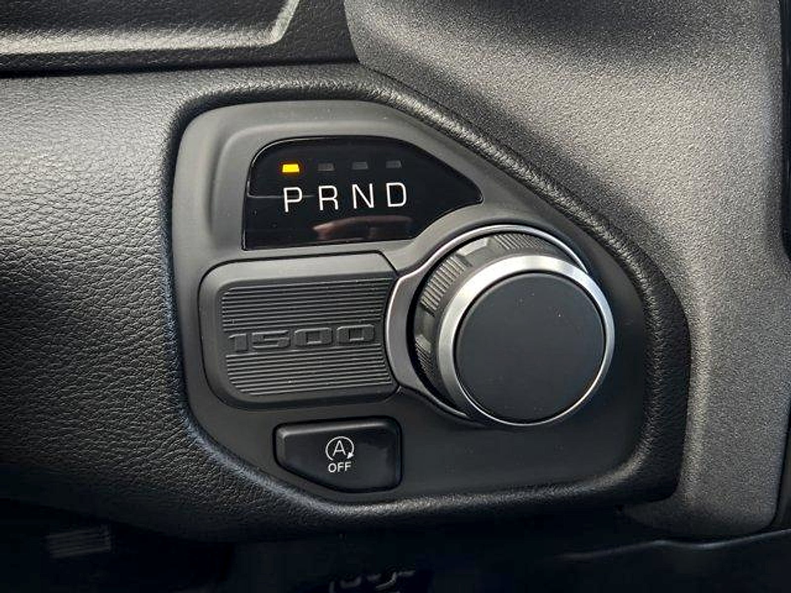 2026 RAM Ram 1500 RAM 1500 EXPRESS CREW CAB 4X2 5'7' BOX