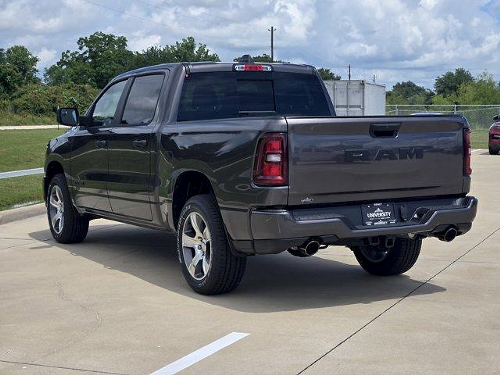 2026 RAM Ram 1500 RAM 1500 EXPRESS CREW CAB 4X2 5'7' BOX