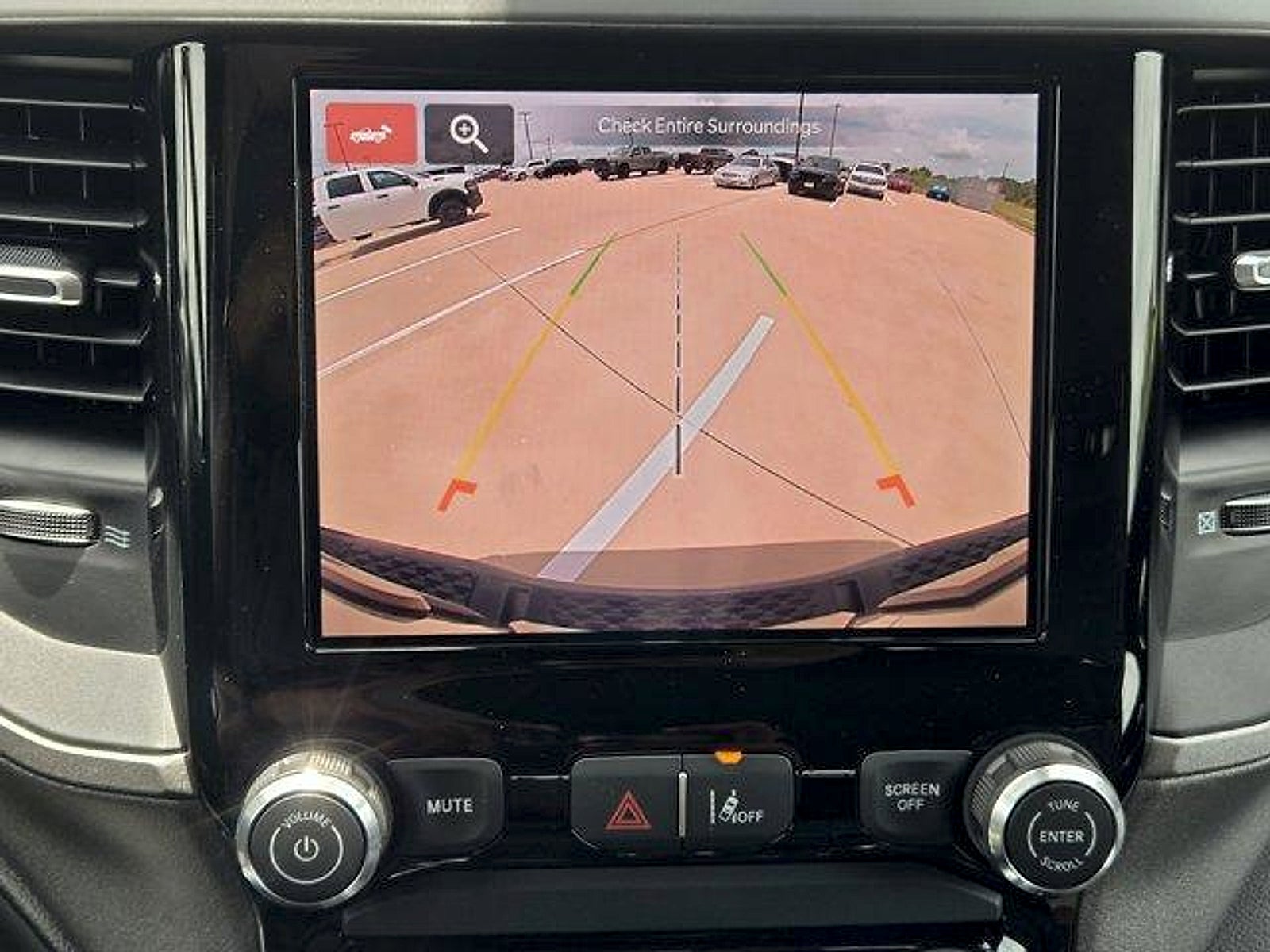 2026 RAM Ram 1500 RAM 1500 EXPRESS CREW CAB 4X2 5'7' BOX