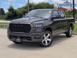 2026 RAM Ram 1500 RAM 1500 EXPRESS CREW CAB 4X2 5'7' BOX