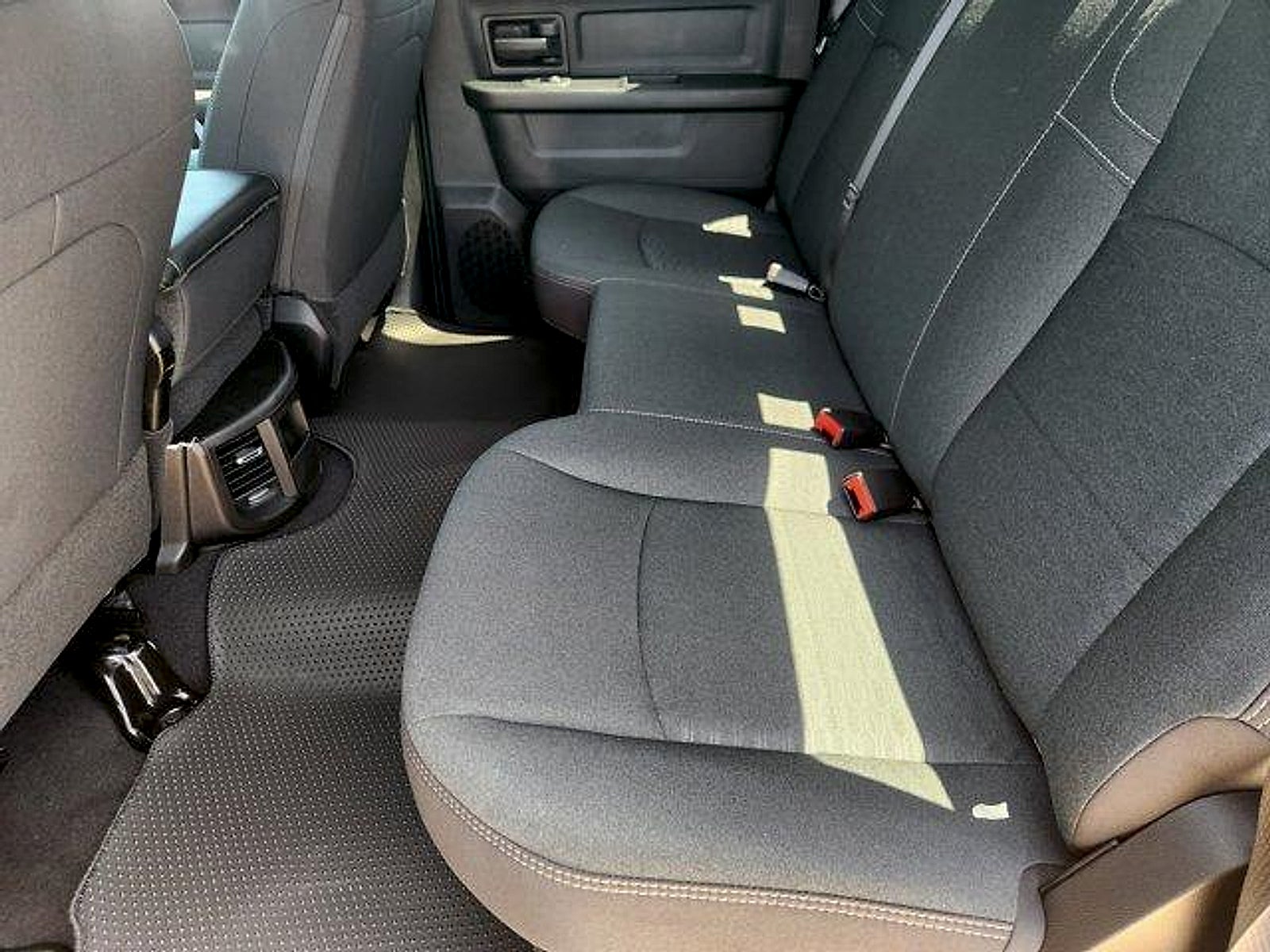 2026 RAM 2500 RAM 2500 TRADESMAN CREW CAB 4X2 6'4' BOX