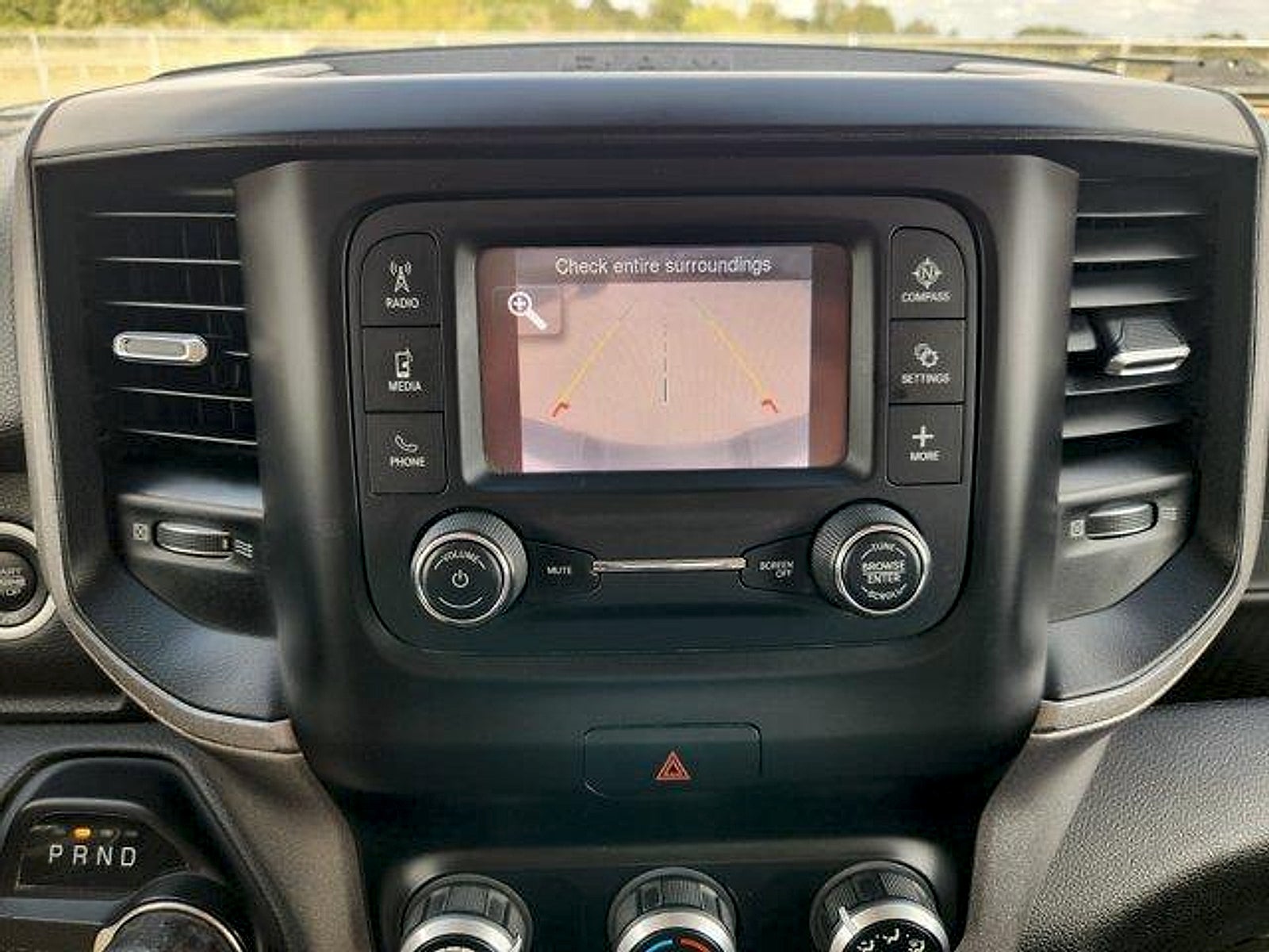 2020 RAM 2500 Tradesman Crew Cab 4x4 6'4' Box