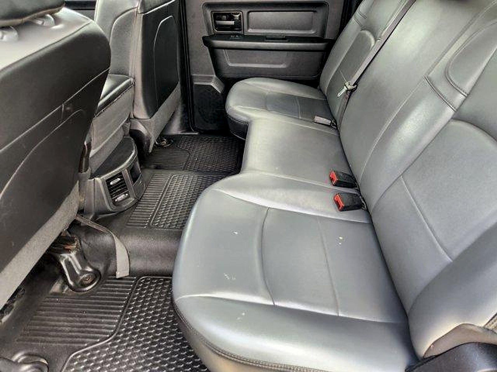 2020 RAM 2500 Tradesman Crew Cab 4x4 6'4' Box