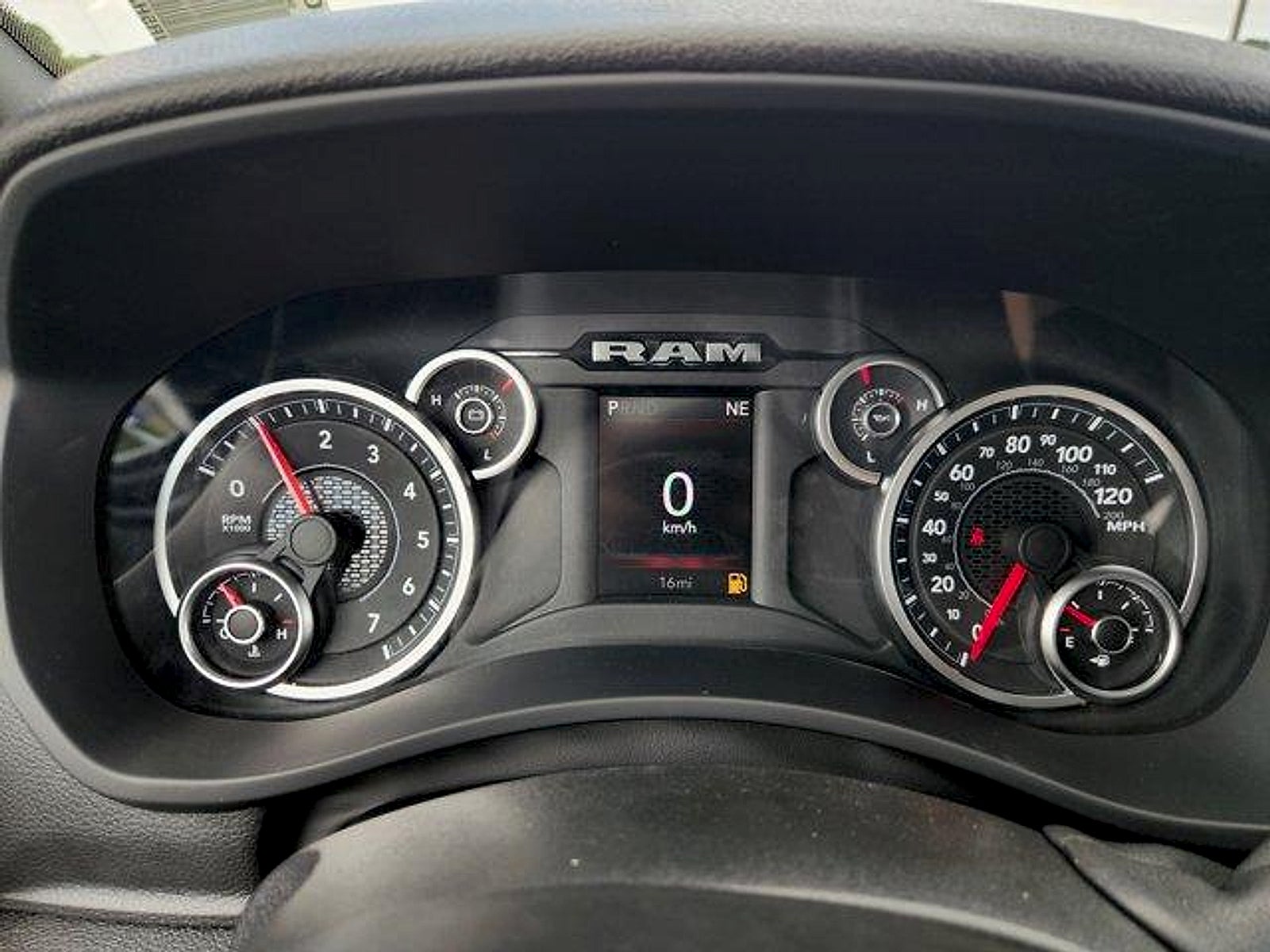 2026 RAM Ram 2500 RAM 2500 TRADESMAN CREW CAB 4X4 8' BOX