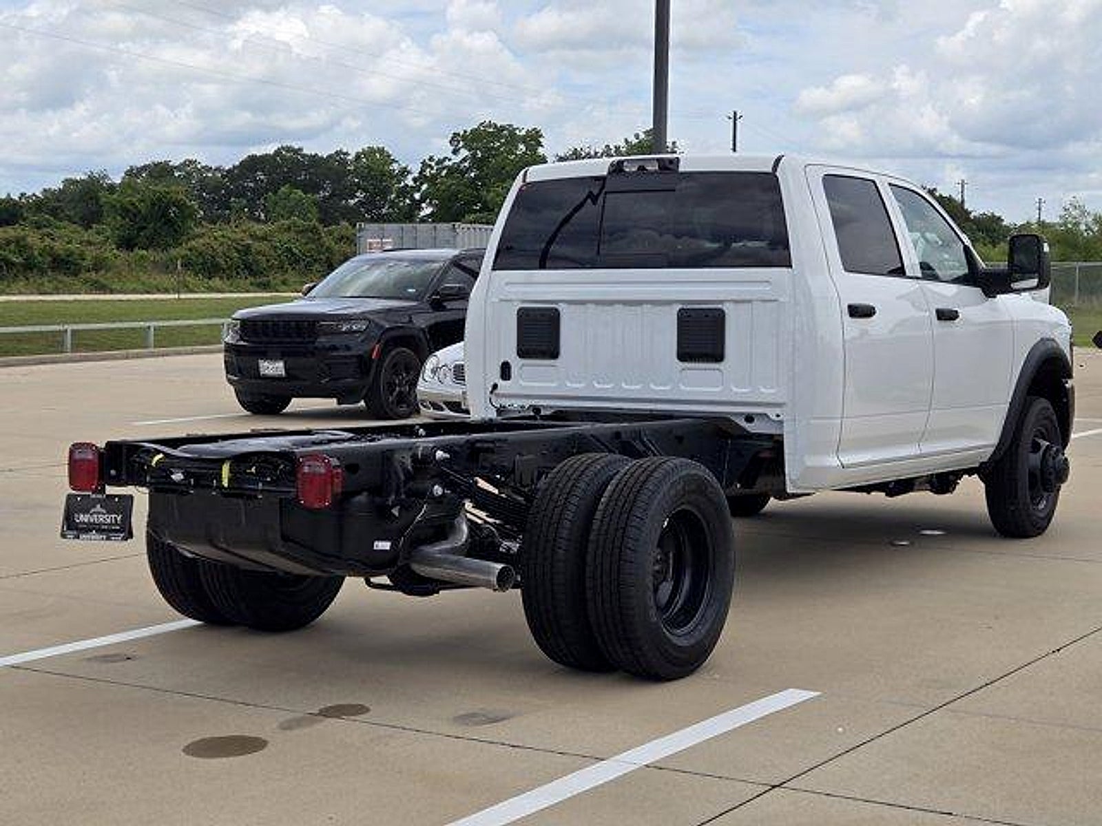 2026 RAM Ram 3500 Chassis Cab RAM 3500 TRADESMAN CREW CAB CHASSIS 4X4 60' CA