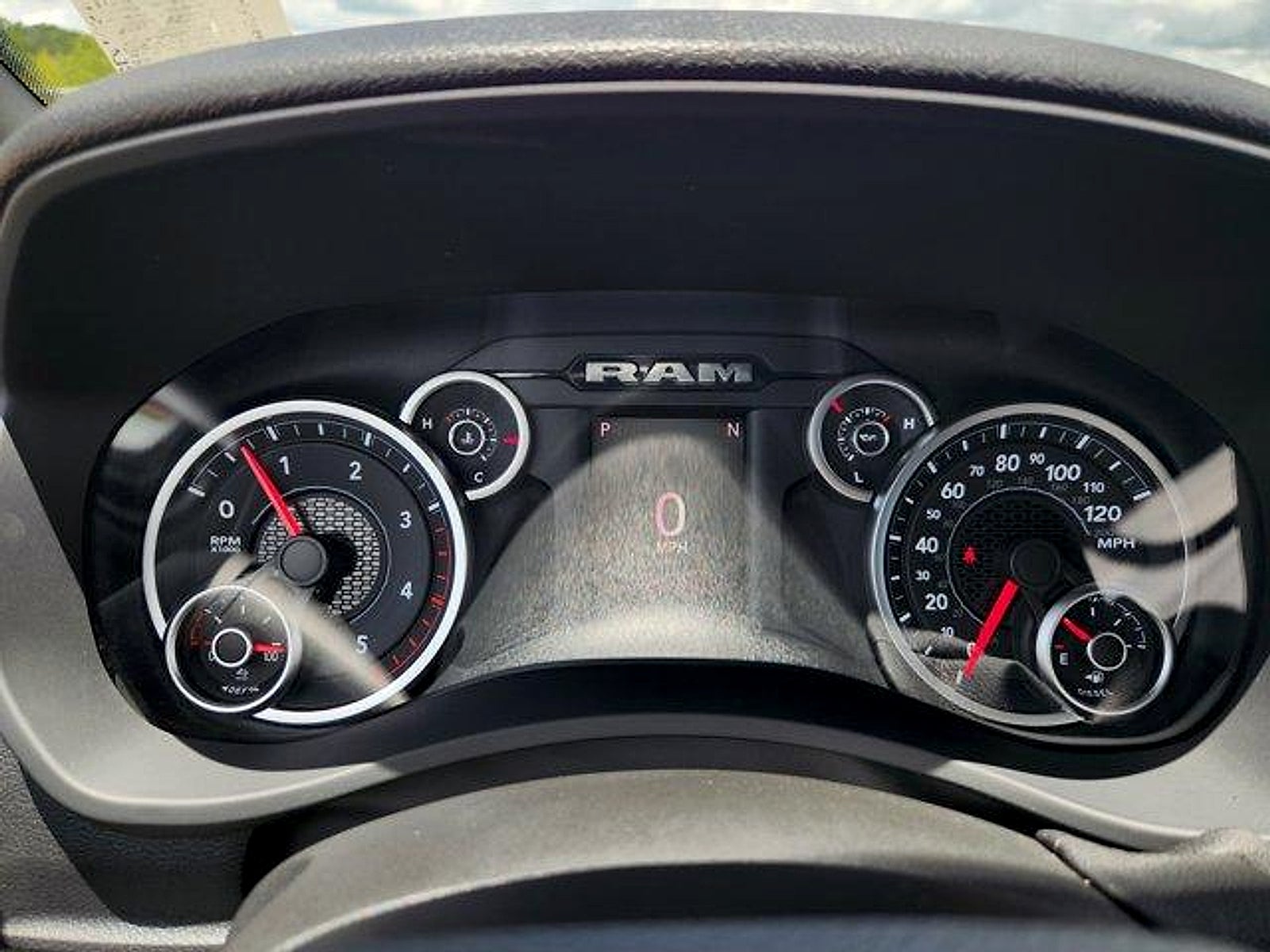 2026 RAM Ram 3500 Chassis Cab RAM 3500 TRADESMAN CREW CAB CHASSIS 4X4 60' CA