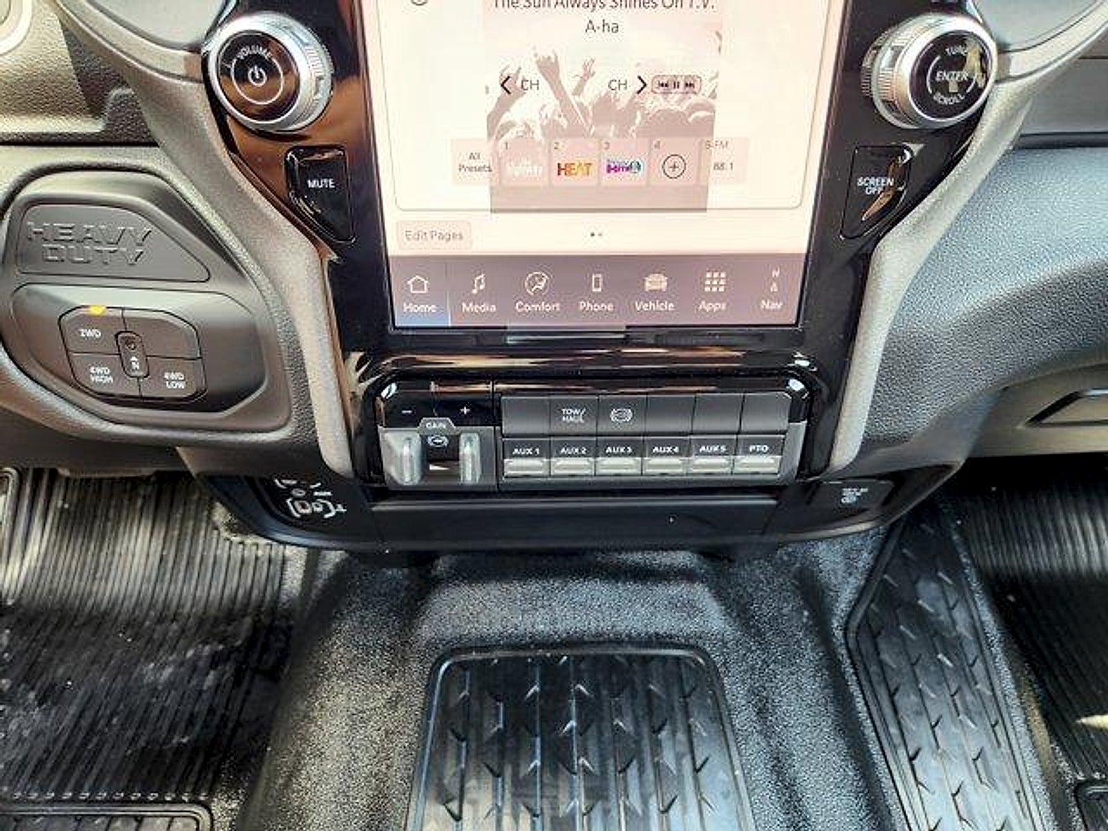 2026 RAM Ram 3500 Chassis Cab RAM 3500 TRADESMAN CREW CAB CHASSIS 4X4 60' CA