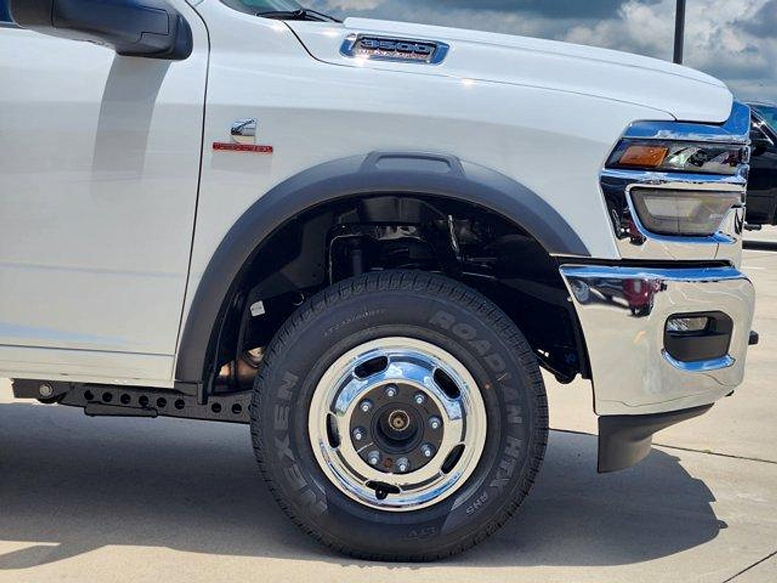 2026 RAM Ram 3500 Chassis Cab RAM 3500 TRADESMAN CREW CAB CHASSIS 4X4 60' CA