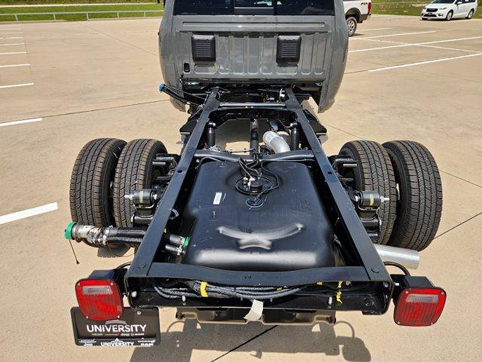 2026 RAM Ram 3500 Chassis Cab RAM 3500 TRADESMAN CREW CAB CHASSIS 4X4 60' CA