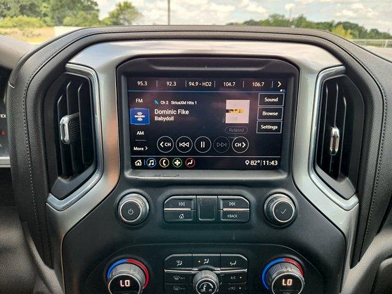 2020 Chevrolet Silverado 1500 4WD Crew Cab Short Bed LT
