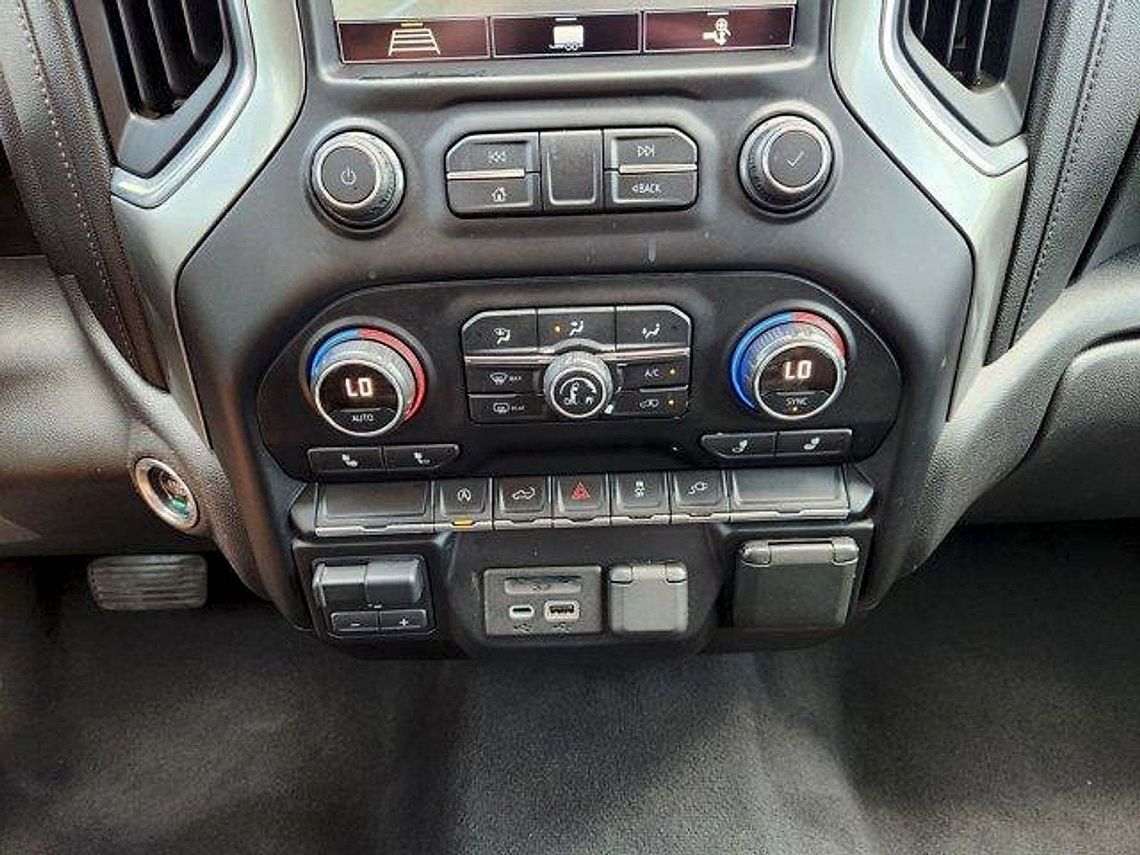 2020 Chevrolet Silverado 1500 4WD Crew Cab Short Bed LT