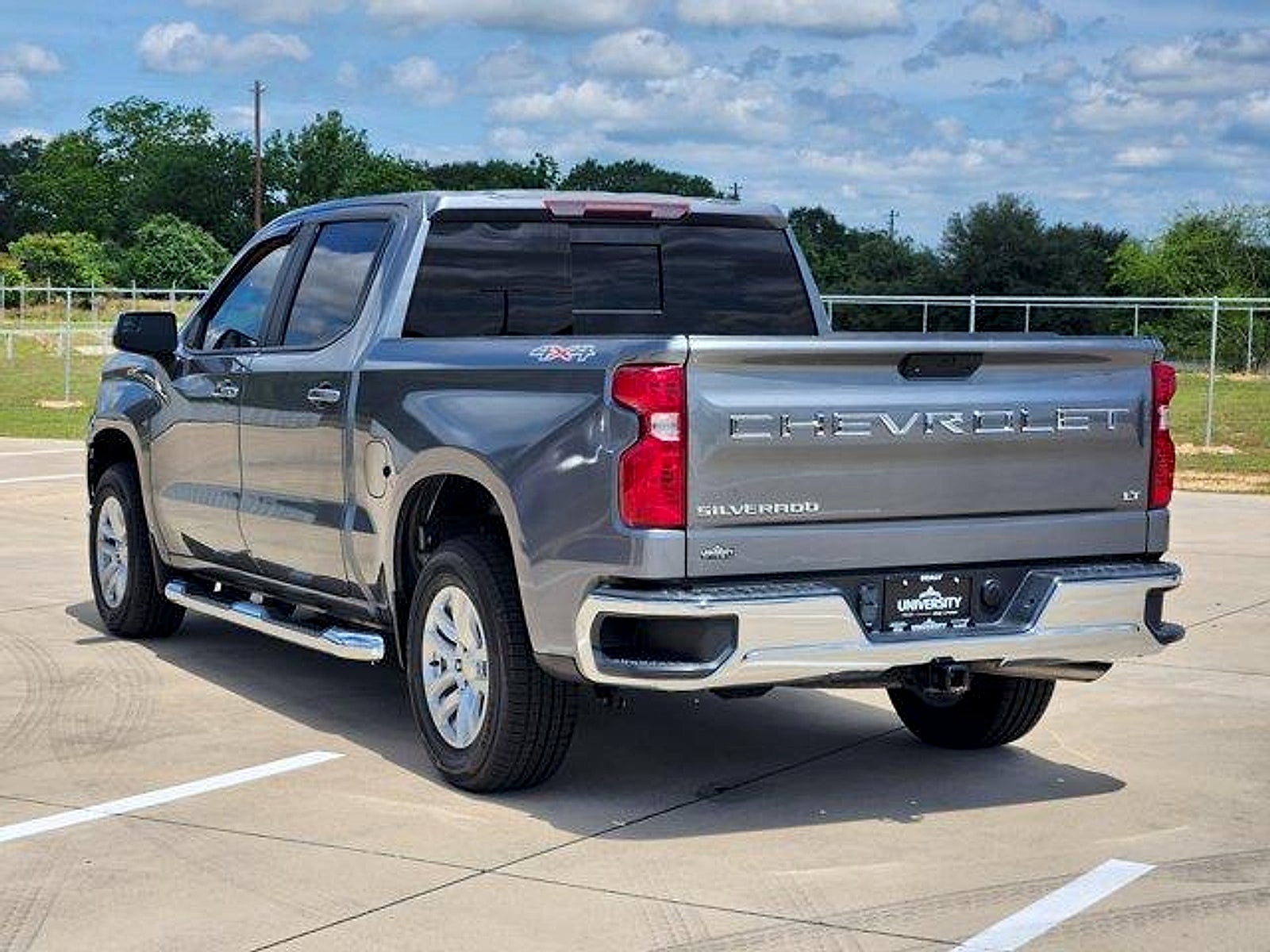 2020 Chevrolet Silverado 1500 4WD Crew Cab Short Bed LT