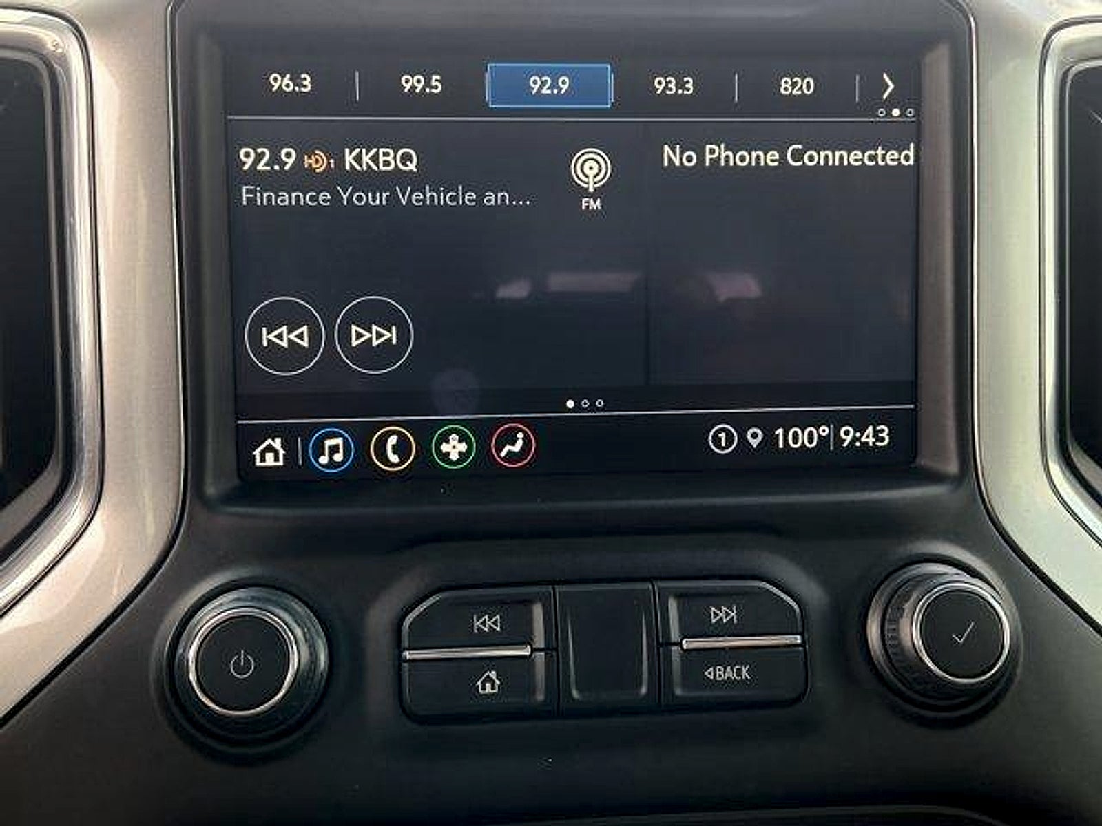 2021 Chevrolet Silverado 1500 4WD Crew Cab Short Bed RST