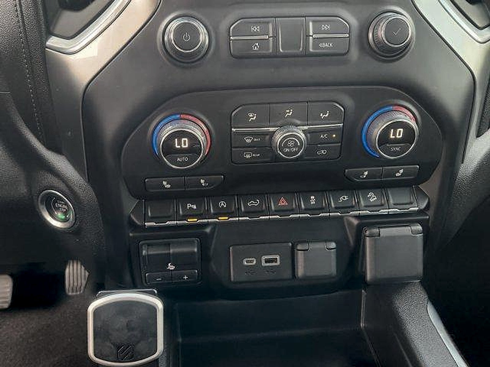 2021 Chevrolet Silverado 1500 4WD Crew Cab Short Bed RST